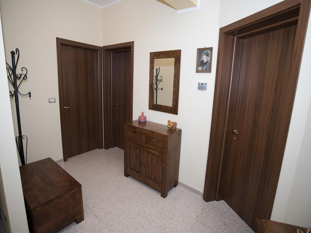 La Casa Di Tina Apartment Colonnella Room photo